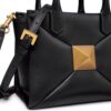 17887728_38420897_1000.jpg Valentino Garavani Roman Stud tote bag