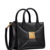 17887728_38421540_1000.jpg Valentino Garavani Roman Stud tote bag