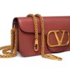 17889007_38317491_1000.jpg Valentino Garavani VLogo chain shoulder bag