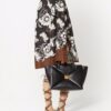 17889013_38319265_1000.jpg Valentino Garavani Roman stud tote