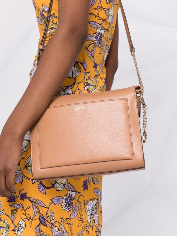 17899211_37944085_1000.jpg DKNY Bryan crossbody bag