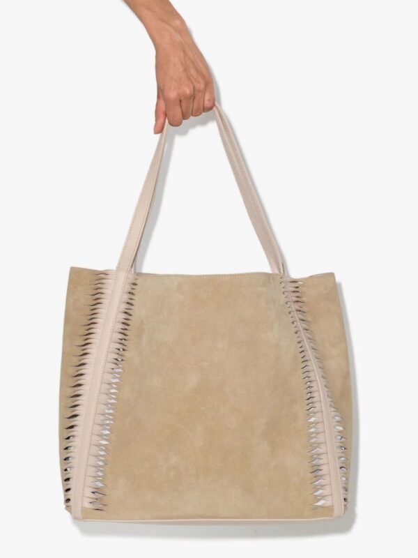17913263_40422627_1000.jpg Chloé Louela suede shoulder bag