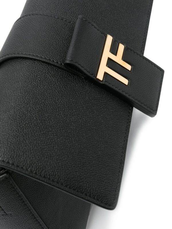 17913800_41574532_1000.jpg Tom Ford logo-plaque shoulder bag