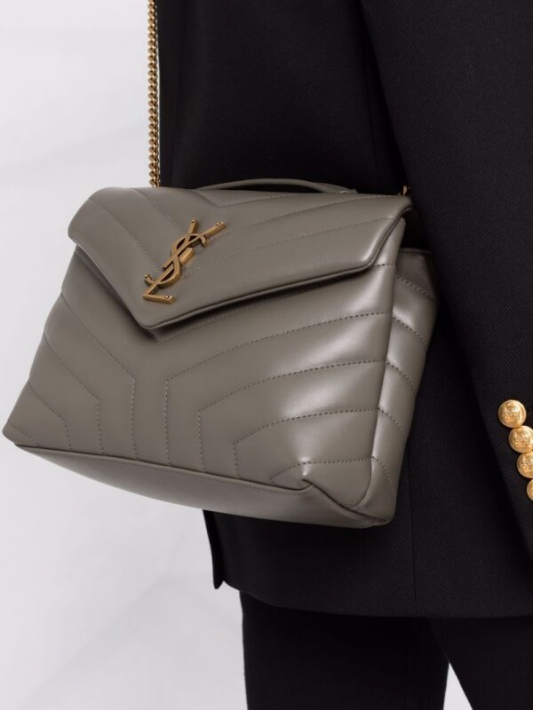 17929155_37840080_1000.jpg Saint Laurent Loulou quilted leather shoulder bag