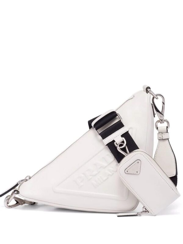 17953008_37878293_1000.jpg Prada logo plaque shoulder bag