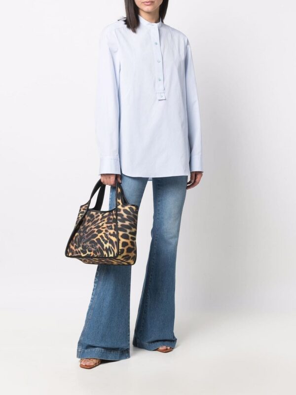 17964974_37990045_1000-1.jpg Stella McCartney leopard-print studded logo tote bag