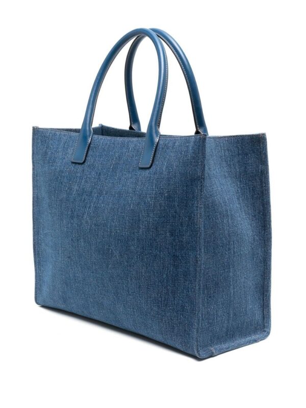 17997494_40968317_1000.jpg Versace Medusa denim tote bag