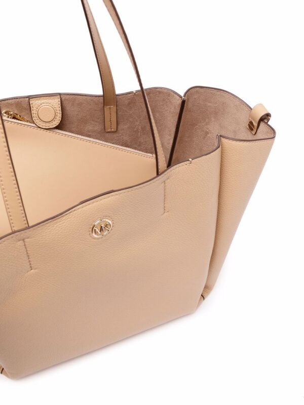 18023655_38189415_1000.jpg Michael Michael Kors Freya logo plaque tote bag
