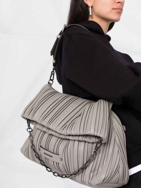 18025289_39729350_1000.jpg Karl Lagerfeld x Amber Valletta K/Kushion tote bag