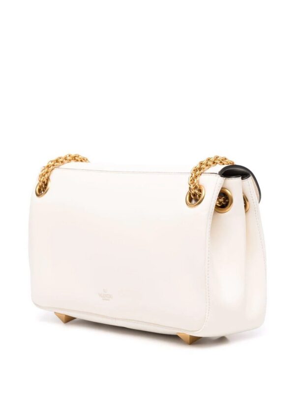 18030489_38184183_1000.jpg Valentino Garavani Stud Sign shoulder bag