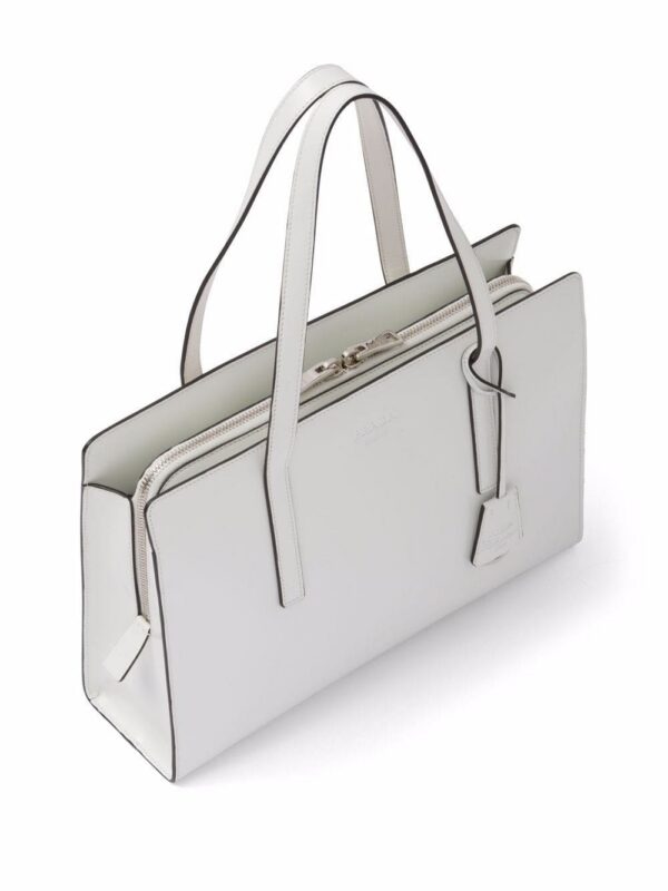 18044362_38193801_1000.jpg Prada large Re-Edition 1995 leather handbag
