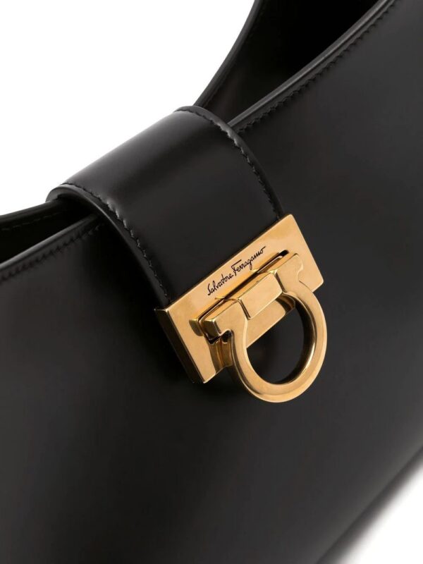 18112944_39590205_1000.jpg Ferragamo Trifolio shoulder bag