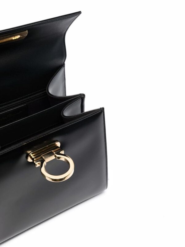 18133587_38900212_1000.jpg Ferragamo Gancini flip-lock leather bag