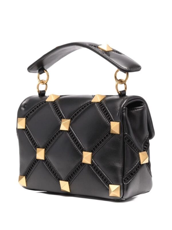 18169743_bf798bc4-5718-4535-a6b3-efac35db3ea9_1000.jpg Valentino Garavani Roman Stud shoulder bag