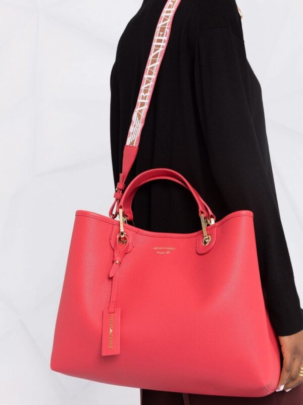 18235013_38892842_1000.jpg Emporio Armani logo-strap tote