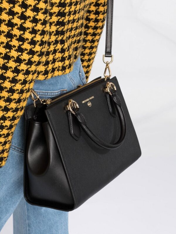 18250879_39014390_1000.jpg Michael Kors Sienna pebbled-leather tote bag