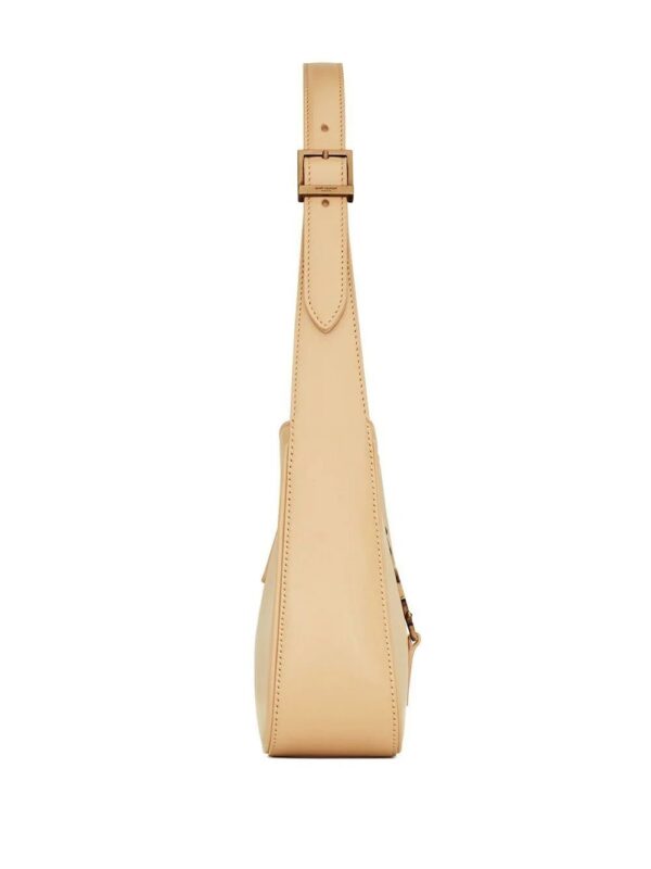 18331446_41511450_1000.jpg Saint Laurent Le 5 à 7 monogram-plaque shoulder bag