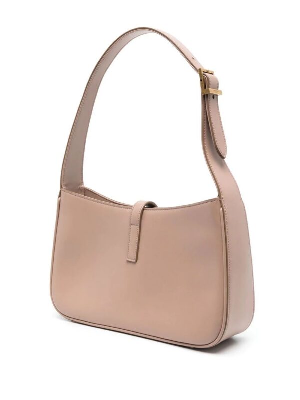 18331447_40122127_1000.jpg Saint Laurent Le 5 à 7 monogram-plaque tote bag