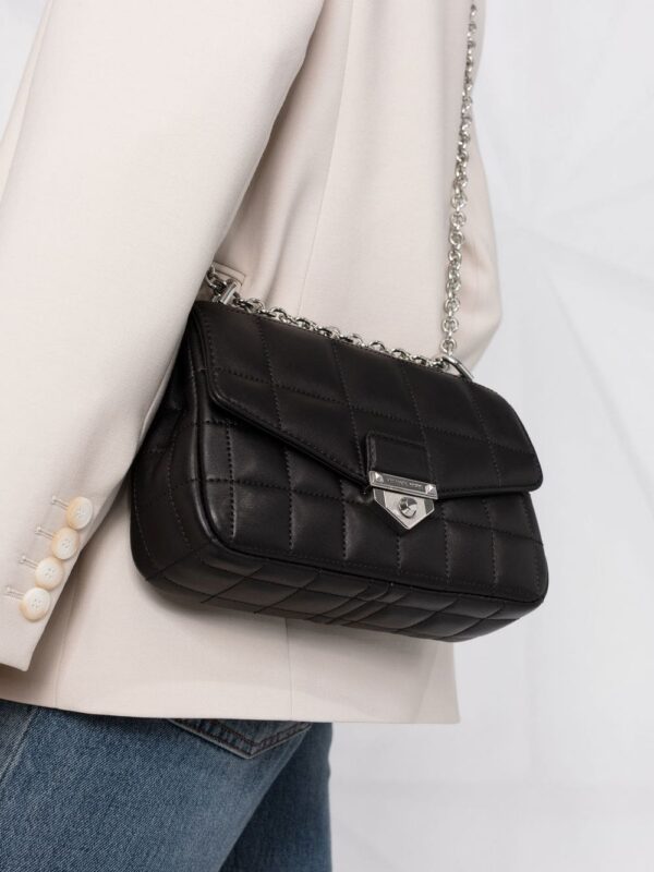 18353943_39540292_1000.jpg Michael Kors Soho quilted chain shoulder bag