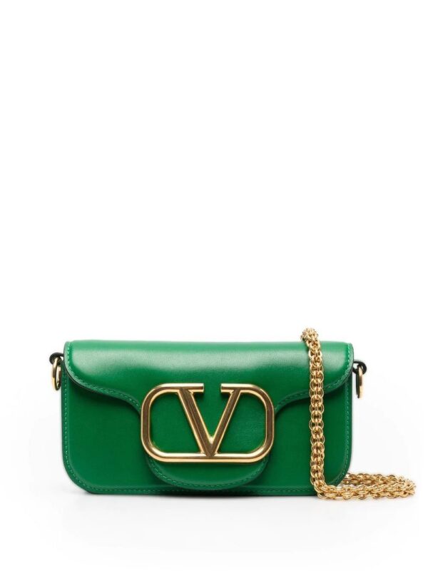 18361934_39758215_1000.jpg Valentino Garavani small Locò leather shoulder bag
