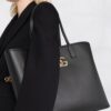 18363112_39473778_1000.jpg Dolce & gabbana logo-plaque tote bag