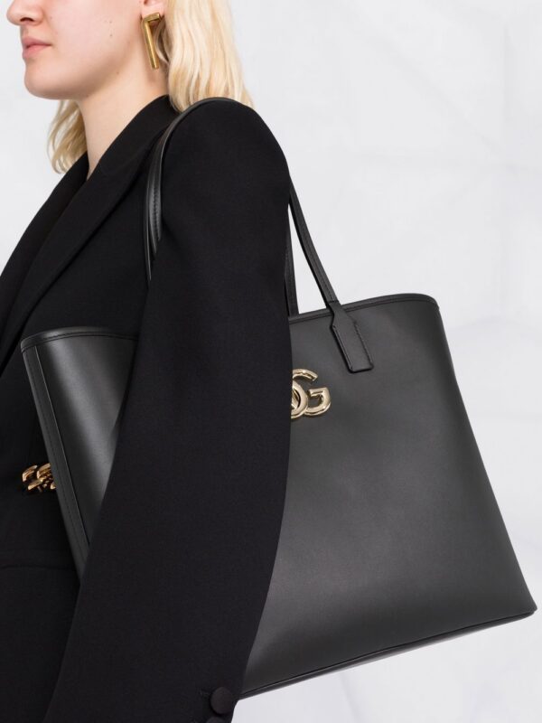 18363112_39473778_1000.jpg Dolce & gabbana logo-plaque tote bag
