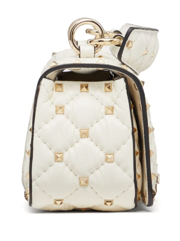 18365312_51857590_1000.jpg Valentino Garavani Rockstud Spike leather shoulder bag