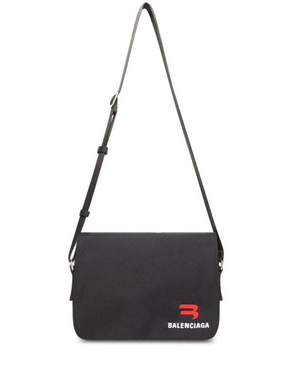 18368511_40494511_1000.jpg Balenciaga Explorer logo-print messenger bag