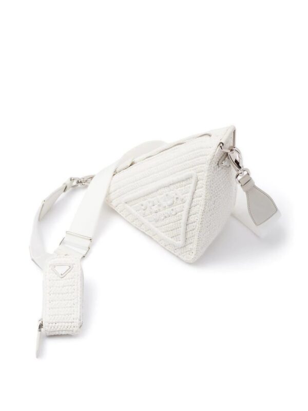 18395222_39510295_1000.jpg Prada raffia Triangle shoulder bag