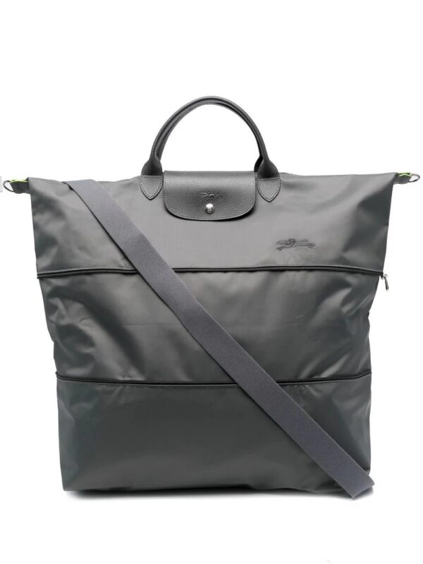 18404407_41266941_1000.jpg Longchamp Le Pliage expandable travel bag