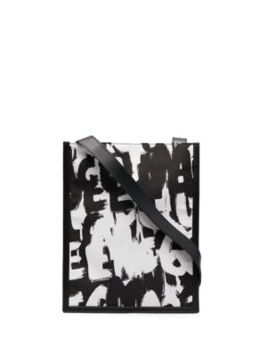 18405955_39621213_1000.jpg Alexander McQueen graffiti-print shoulder bag