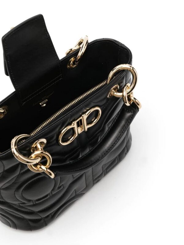 18459475_39656385_1000.jpg Ferragamo quilted Gancini crossbody tote bag