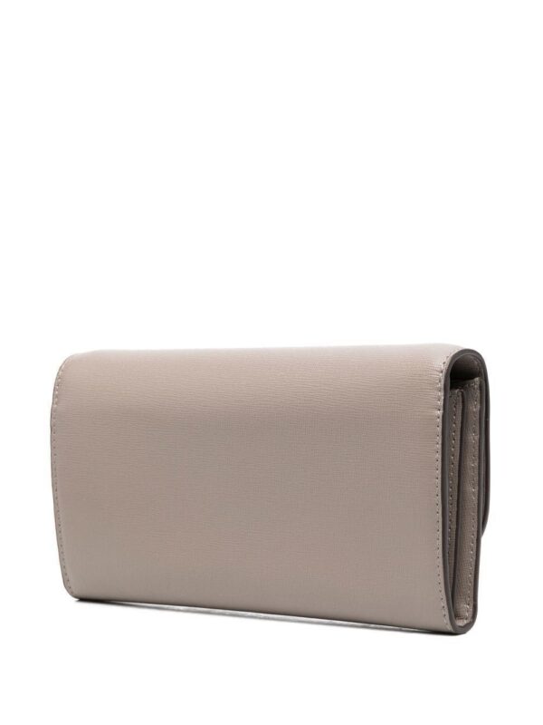 18530647_39977306_1000-1.jpg Tory Burch ROBINSON CHAIN WALLET
