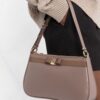 18583577_40113587_1000.jpg Ferragamo Vara Bow mini shoulder bag