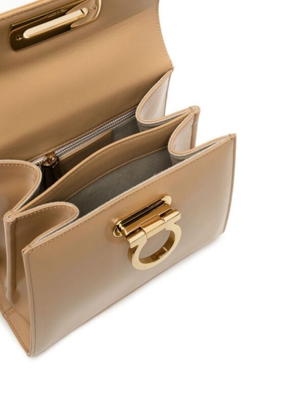 18619740_40213442_1000.jpg Ferragamo small Iconic top handle bag