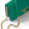 18625787_40614424_1000.jpg Prada logo-plaque shoulder bag