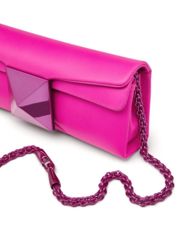 18658211_51861030_1000.jpg Valentino Garavani One Stud clutch bag
