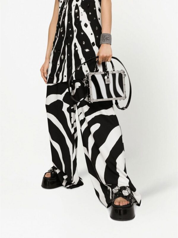 18665538_40791038_1000-1.jpg Dolce & Gabbana Dolce Box zebra-print top-handle bag