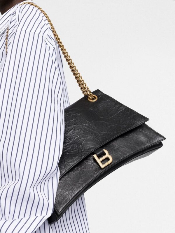 18693574_42245247_1000.jpg Balenciaga medium Crush chain-strap shoulder bag
