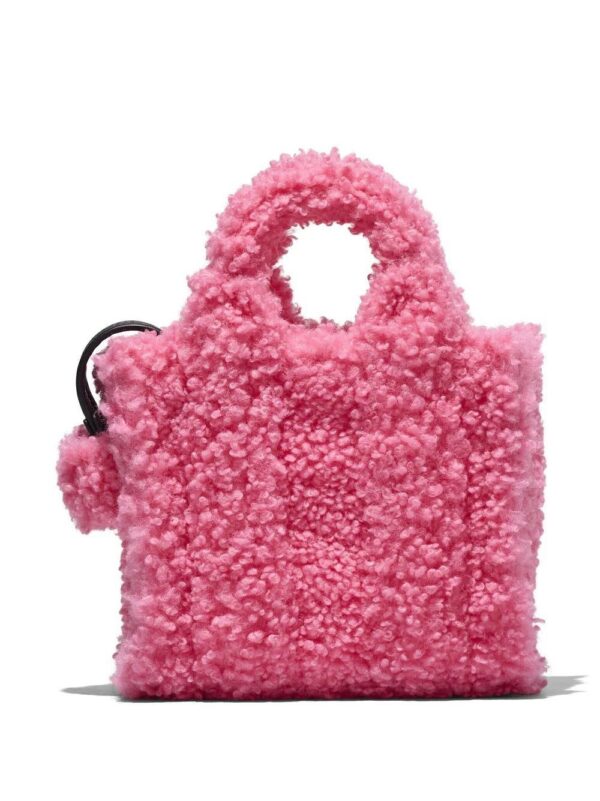 18702980_41034338_1000.jpg Marc Jacobs micro The Tote faux-shearling bag