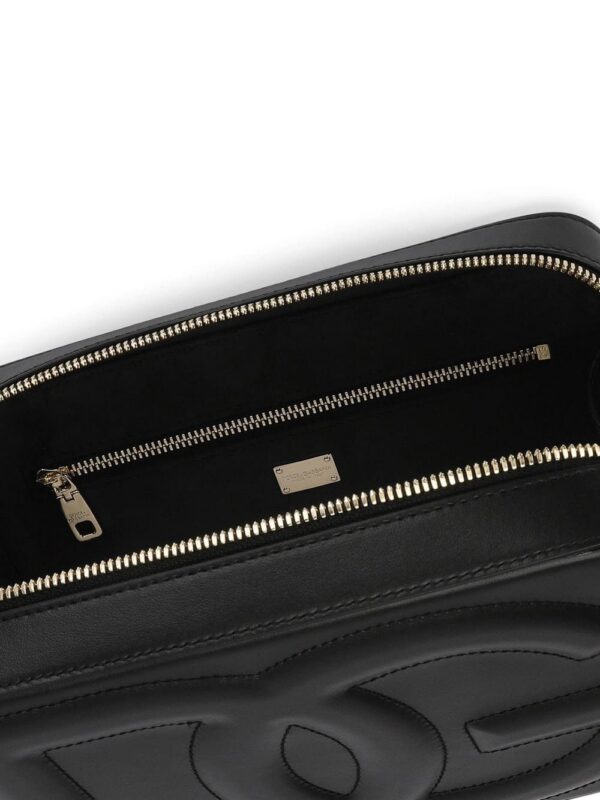 18741594_40559846_1000-1.jpg Dolce & Gabbana medium DG Logo camera bag