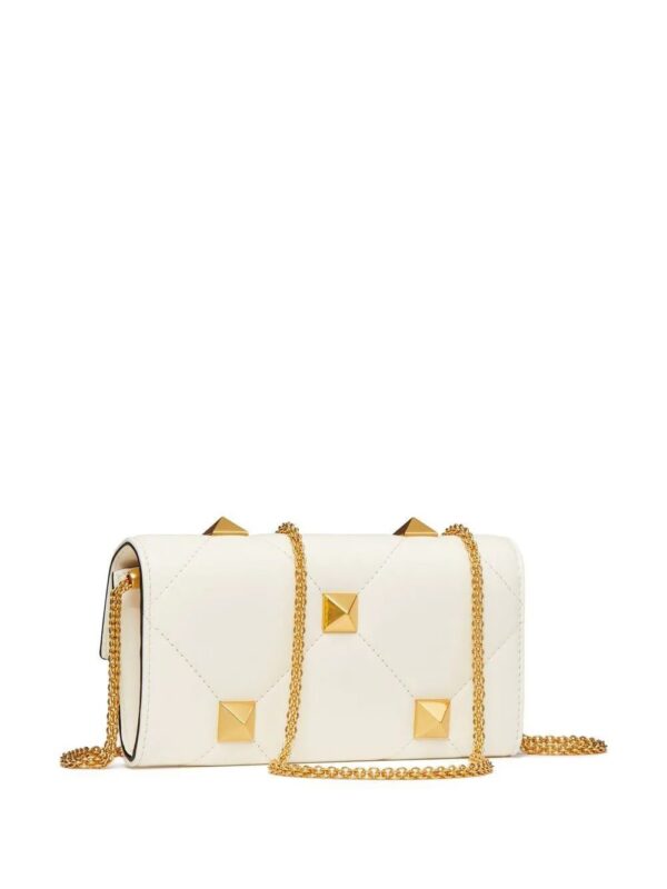 18743350_42288801_1000.jpg Valentino Garavani Roman Stud chain wallet Bag