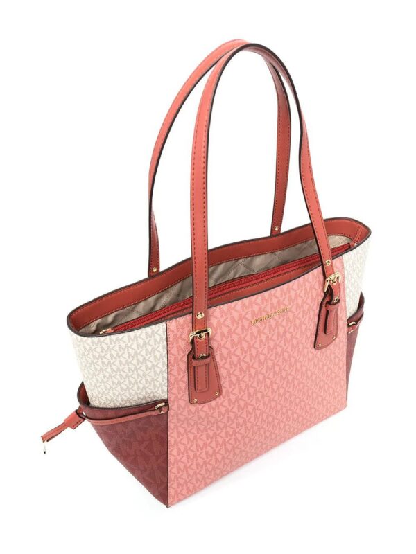 18819066_40998736_1000.jpg Michael Michael Kors Voyager leather tote bag