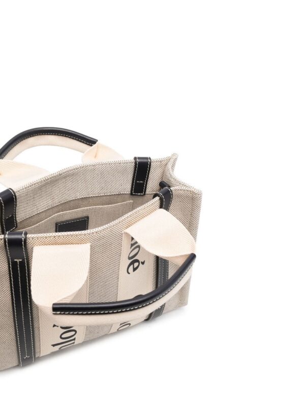 18833051_41397976_1000.jpg Chloé Woody logo-print tote bag