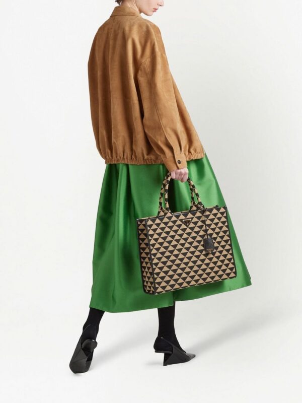 18876362_41155077_1000.jpg Prada large Symbole embroidered tote bag