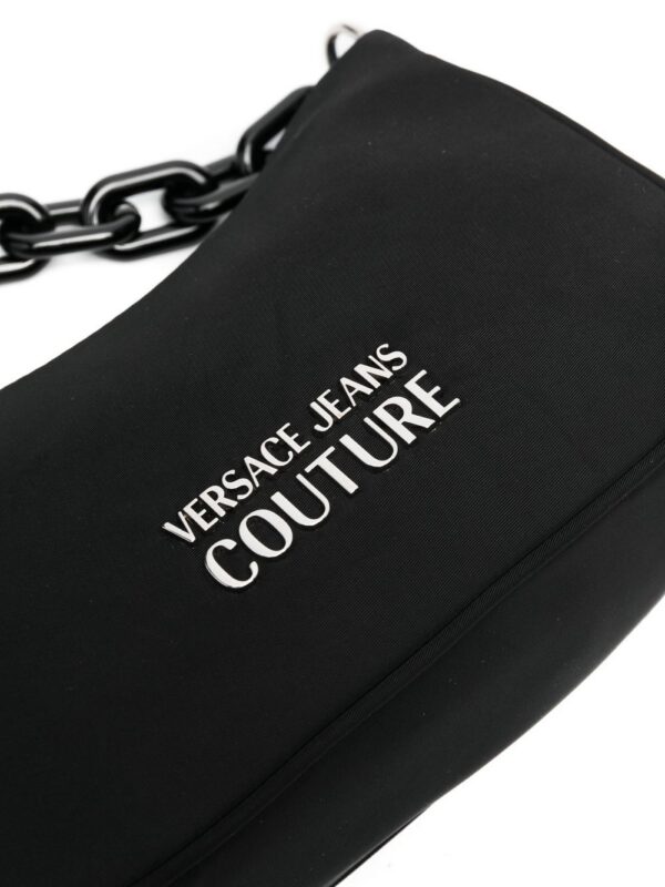 18891121_41074235_1000.jpg Versace Range M logo-print shoulder bag