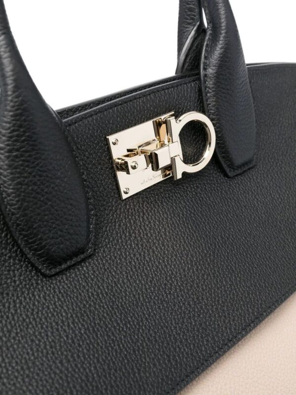 18895971_43197313_1000.jpg Ferragamo The Studio two-tone tote bag