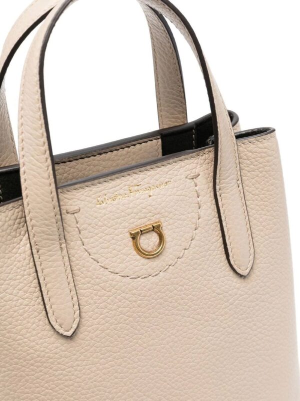18896330_42550483_1000_974b1d9d-0ed3-41e6-9e0f-8557953e1738.jpg Ferragamo Gancini mini tote bag