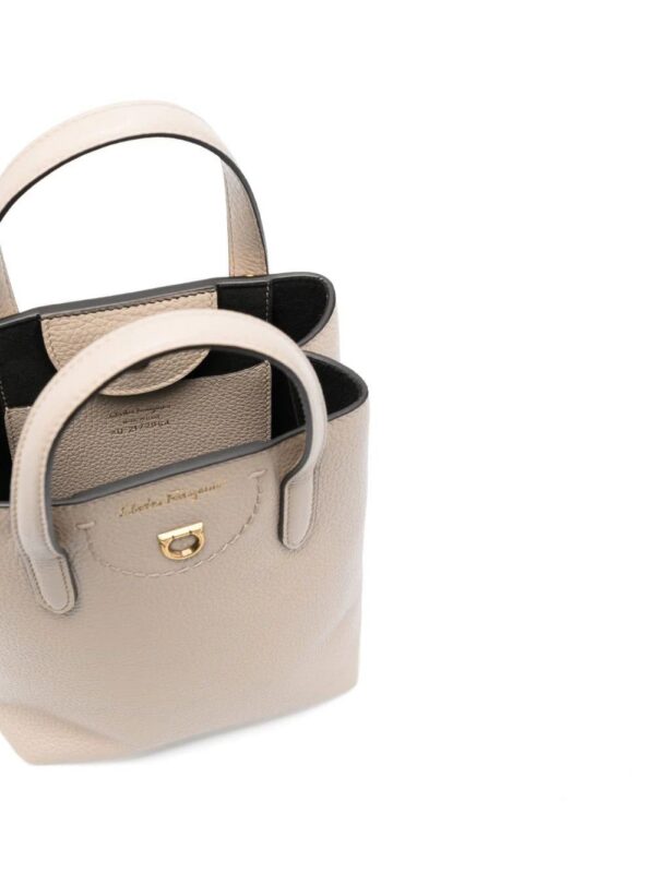 18896330_42551387_1000_d7d9bdbe-5df2-4f73-9f9f-9ad64d54efb3.jpg Ferragamo Gancini mini tote bag