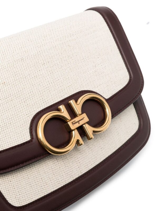 18896336_43987328_1000.jpg Ferragamo Gancini crossbody bag